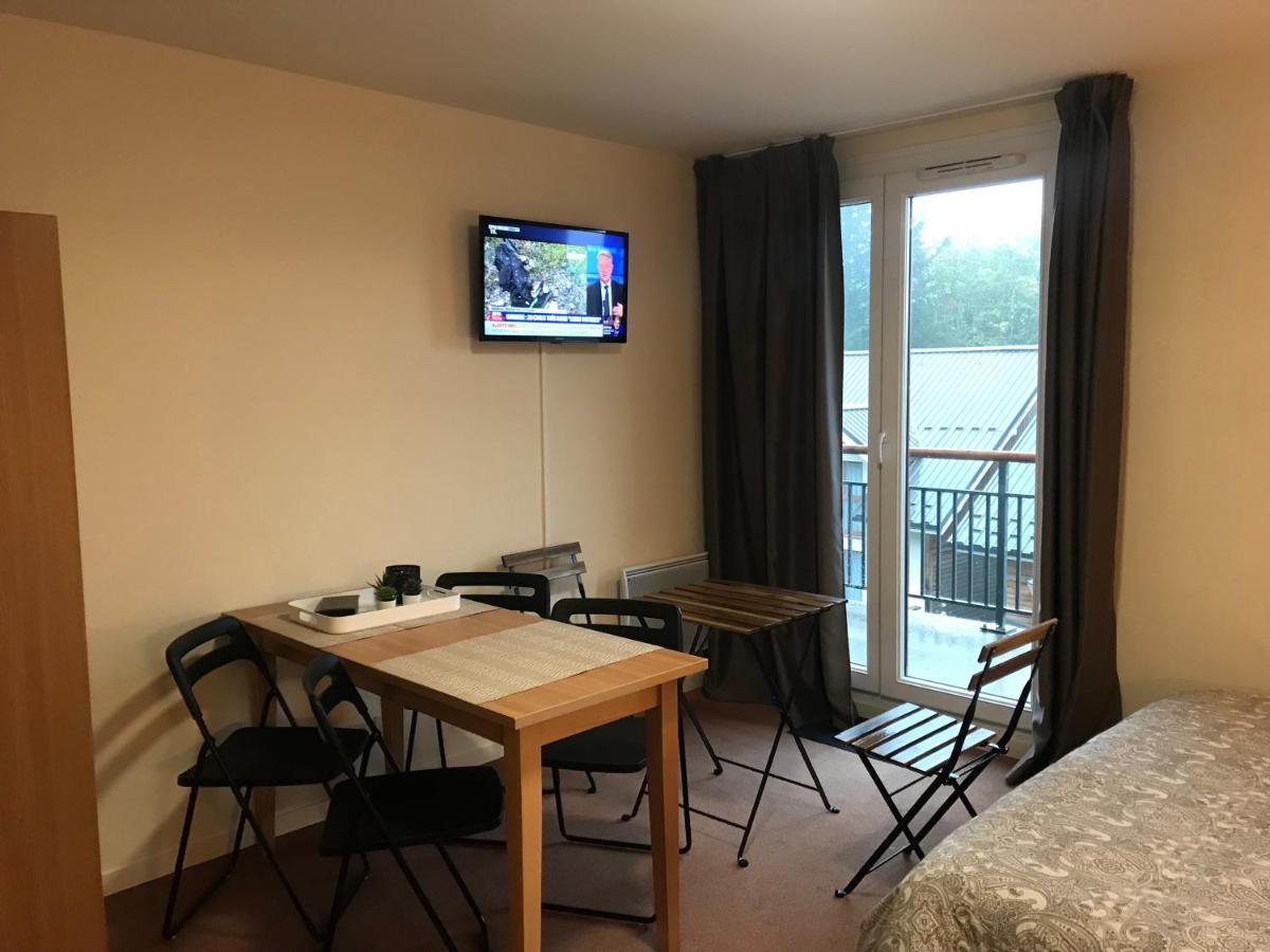 La Feclaz Ski Aux Pieds Grand Studio Tout Confort Les Deserts  Exterior photo